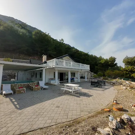 Tuem Villa-8 Kisilik-plaja Yuerueme Uzakligi Villa Kumluca